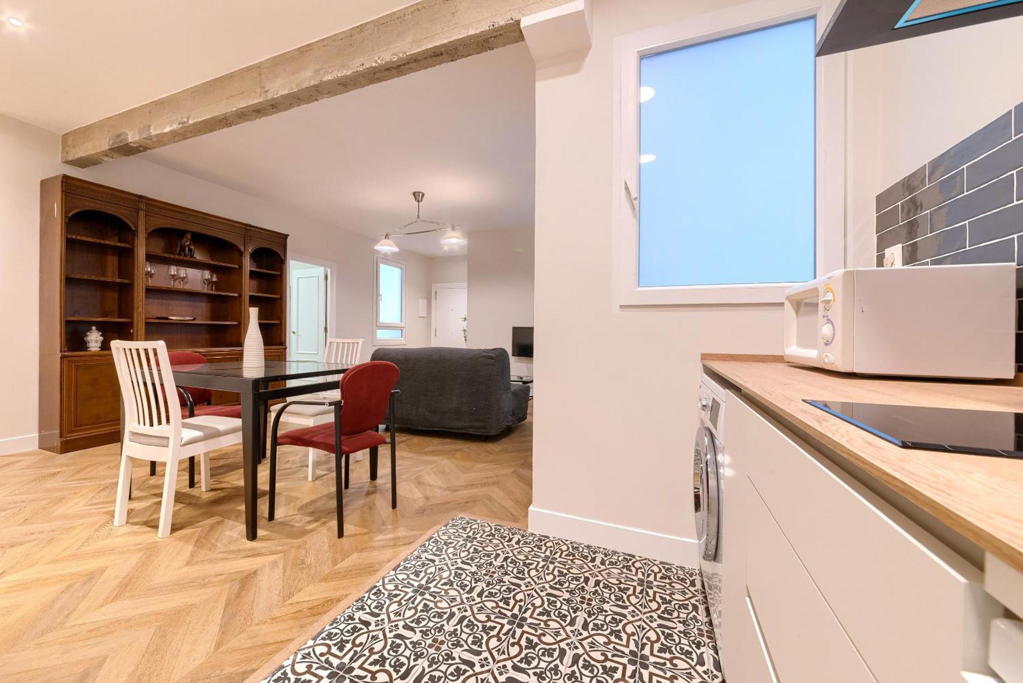 Euskalduna, Vivienda Turistica Moderna Y Renovado Bilbao Exteriör bild