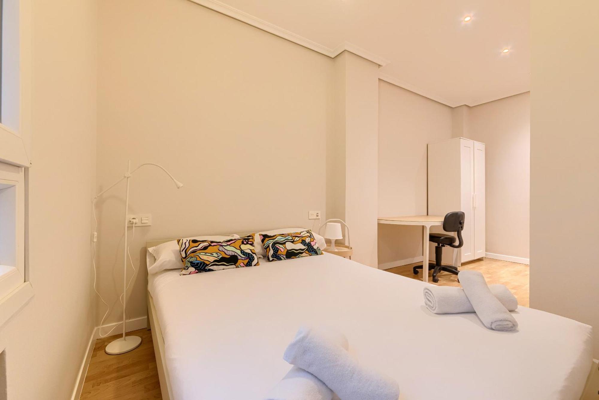 Euskalduna, Vivienda Turistica Moderna Y Renovado Bilbao Exteriör bild