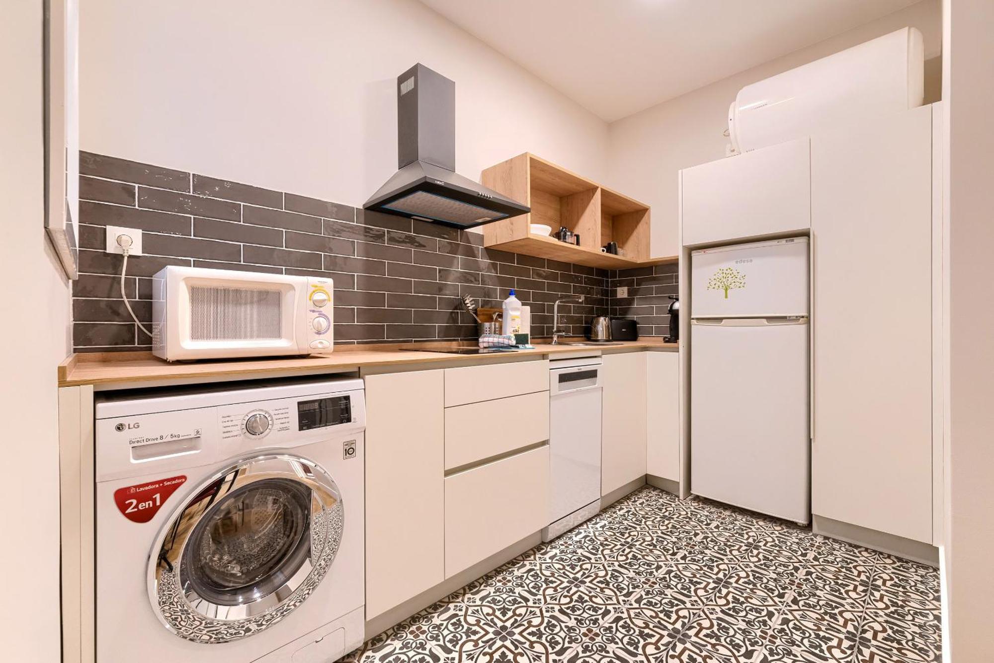 Euskalduna, Vivienda Turistica Moderna Y Renovado Bilbao Exteriör bild